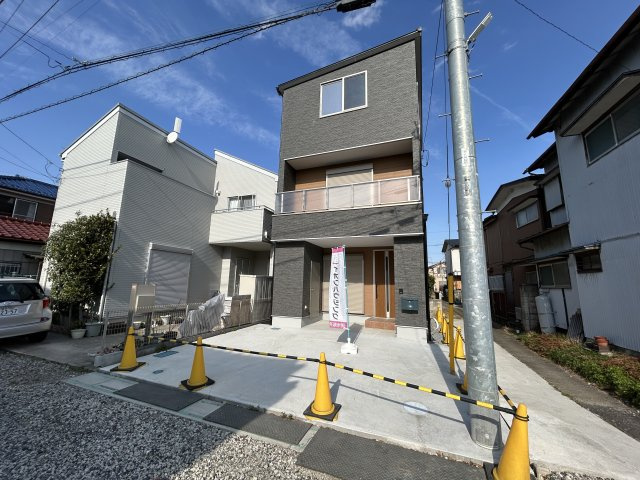 南側通路地につき開放感があります