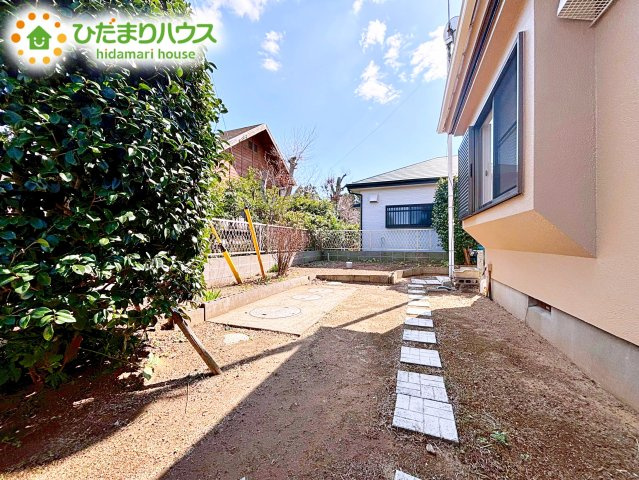 お庭付物件になります！お庭遊びや、プールなどお子様も大喜び(^^)