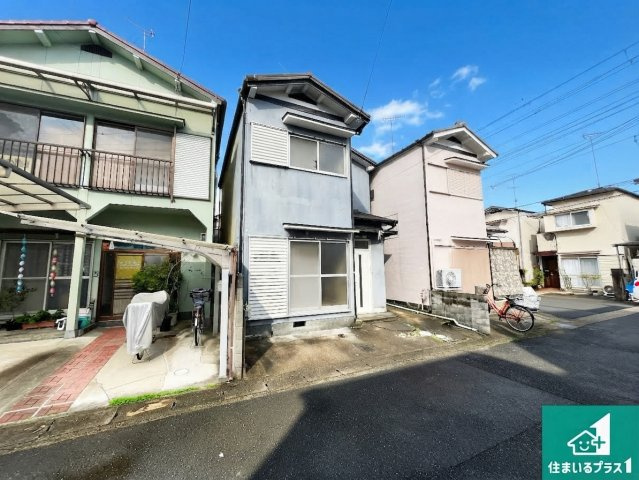 周辺は落ち着いた街並みの住宅地！子育てがしやすい住環境です！現地でしかわからない事もございます。是非一度ご覧ください。
