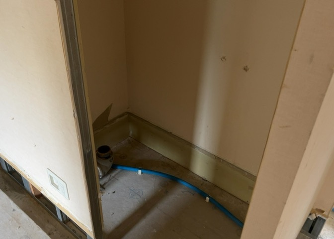 トイレは大きさや形、機能、抗菌性などが異なる多種多彩なタイプが各メーカーから出ています。それぞれに良さがあるため、事前にどういったタイプのトイレがいいのかをご家庭内で決めて、内見に行くといいでしょう。