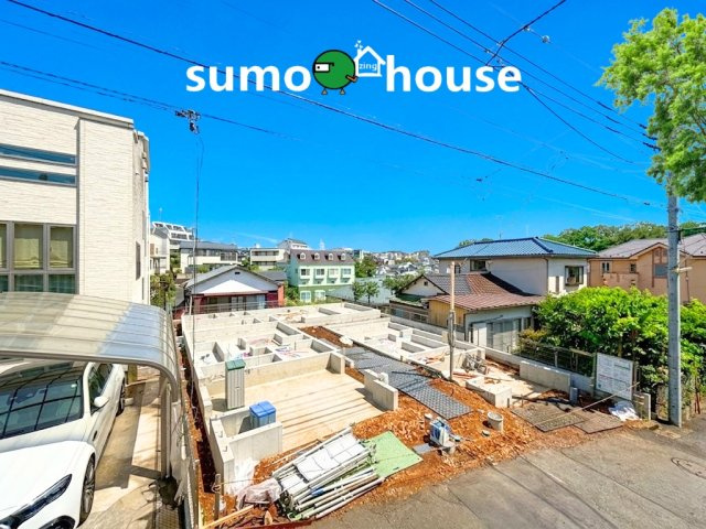 前面道路含む現地写真です