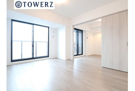 ジオタワー堺筋本町の外観