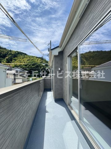 陽当たり良好なバルコニーです