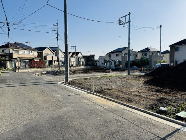 ～閑静で落ち着きのある住宅地内　建築条件の付いていない売地です～