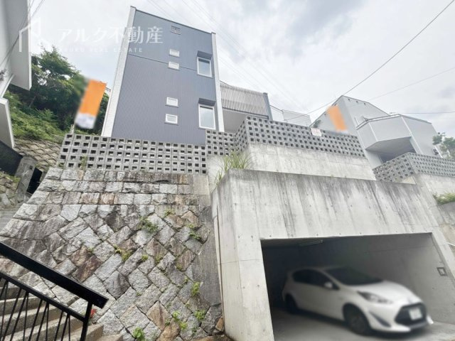 外観：328000648964