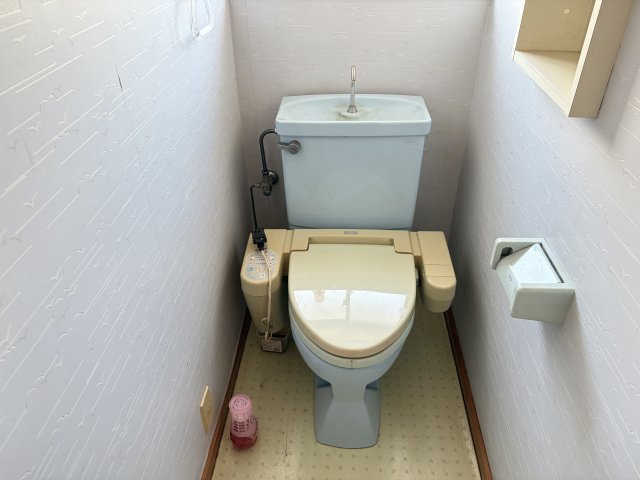 2F