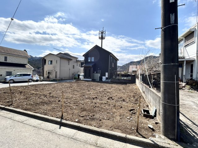 最寄り駅が近いなどの交通アクセスが良い土地だと暮らしやすいですよね。通勤・通学の観点から土地を選ぶことも大切です！自身や家族のライフワークからあったの物件を探しましょう！当社営業がお力になります！