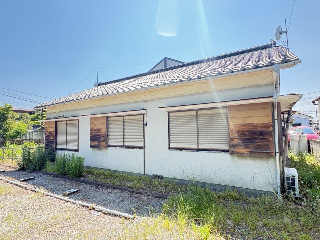 現在上物有、解体更地渡しです。