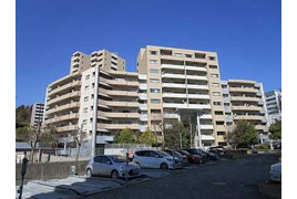 A CITYヒルズアリーナIII番館の外観