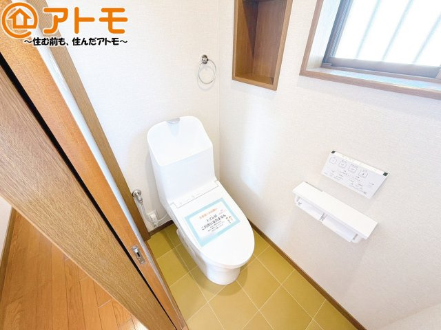 年代を問わず使いやすい洗浄機能付きのトイレ♪肌への負担をも減らせるのでお子様の敏感なお肌も安心！