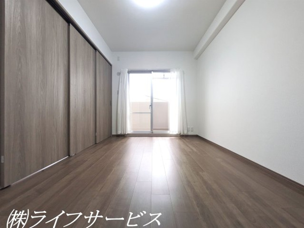 加島駅前アーバンコンフォートの洋室