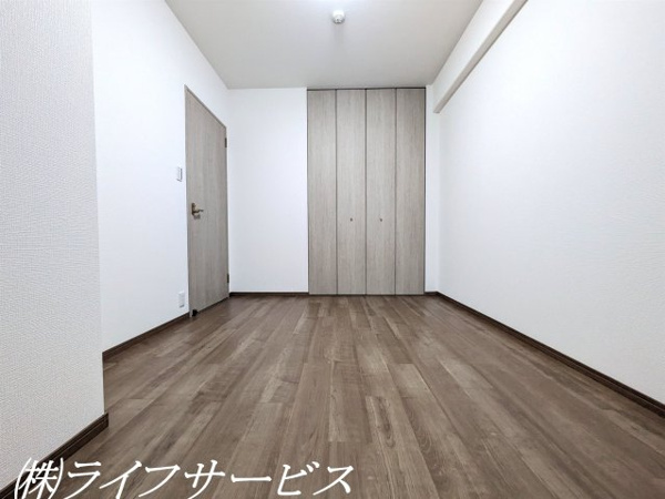 加島駅前アーバンコンフォートの洋室