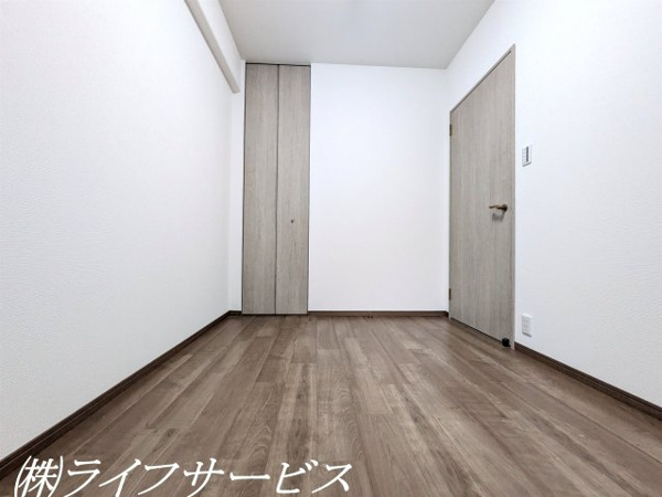 加島駅前アーバンコンフォートの洋室