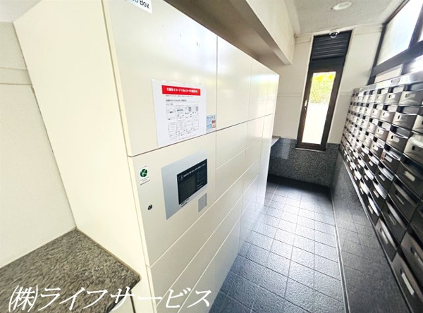 加島駅前アーバンコンフォートの宅配ボックス