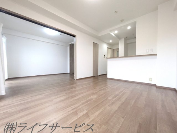 加島駅前アーバンコンフォートの居間