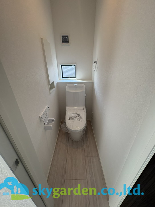 清潔感のあるトイレです