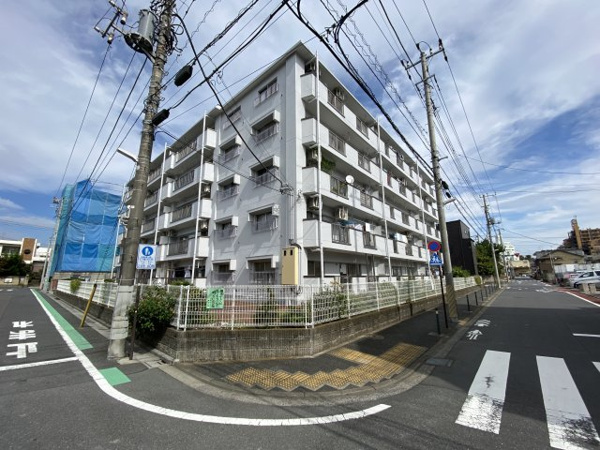 綾瀬ファイナンスの画像