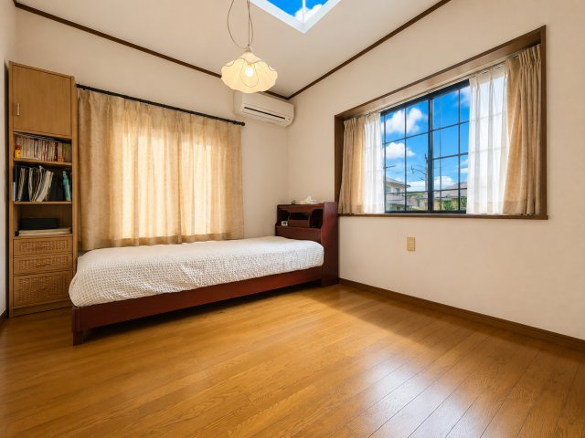 2面採光で開放感あるお部屋です