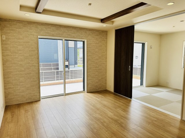 ～16.0帖の明るいLDKで、家族団欒の時間をお過ごしいただけます～