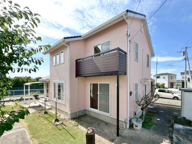 ■外観|シンプルで洗練されたデザインは住まう人の色に染まり、個性を映し出します♪本日見学可能(*＾＾*)