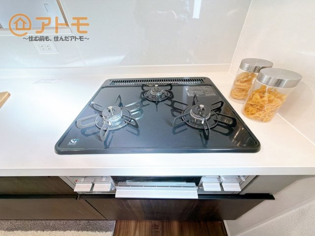 3口コンロは使い勝手がよくお料理も楽しくなりそうです♪