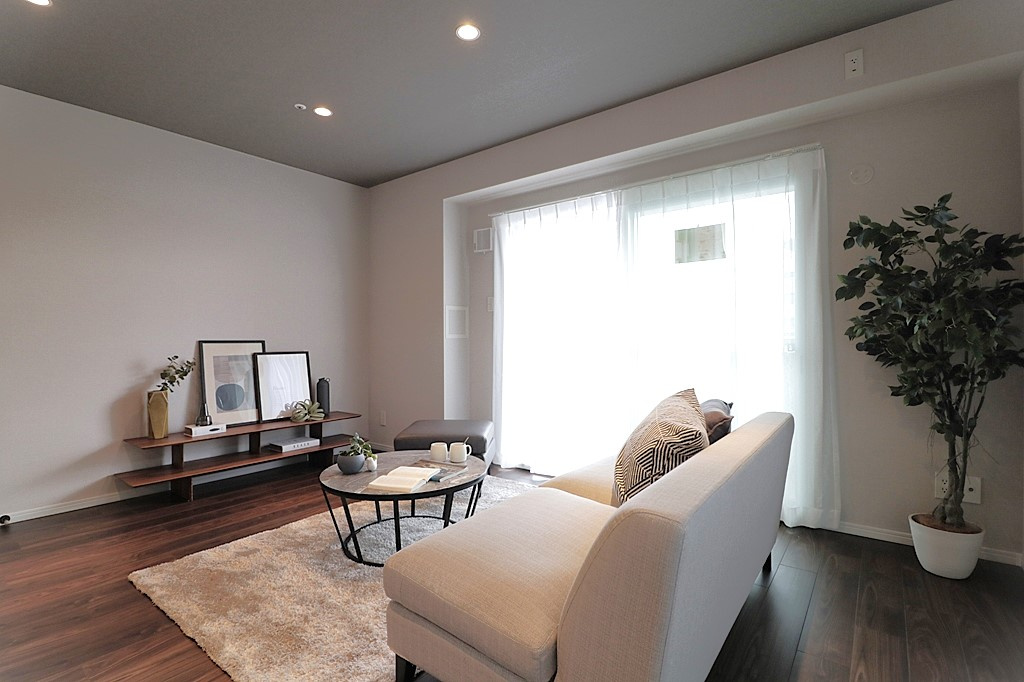 【LDK：広々約18.8帖！】