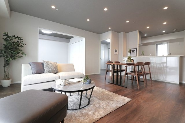 【LDK：広々約18.8帖！】クロス貼替え、フローリング張替え、ハウスクリーニング済みです☆