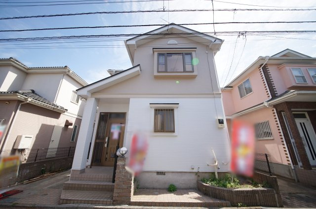 徒歩10分圏内に小学校・コンビニ・公園・郵便局・西堀新堀コミュニティセンターなど