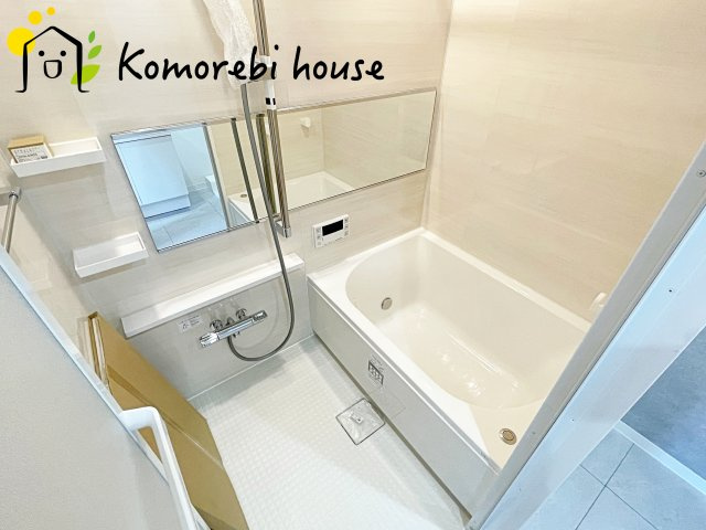 コンパクトで使いやすいお風呂です