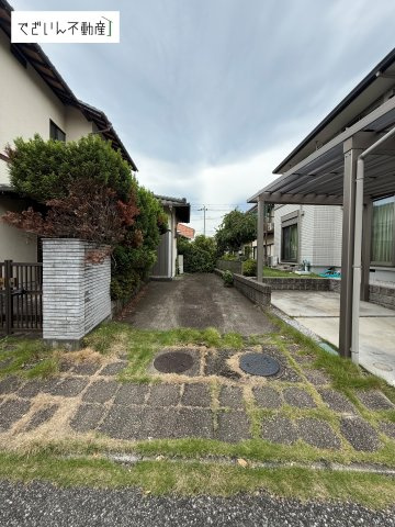 現地(2026年6月撮影)　リフォーム前
