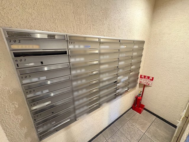 エフローレ東越谷市役所前中央通り　