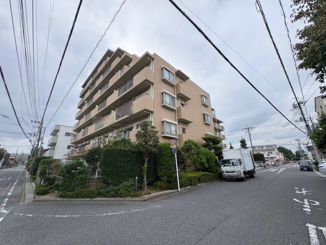 エフローレ東越谷市役所前中央通り　