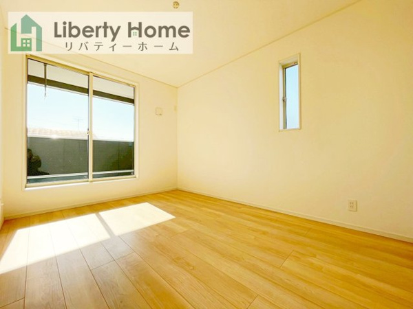 【筑西市下川島第2　新築戸建　2号棟の構造・工法・仕様】