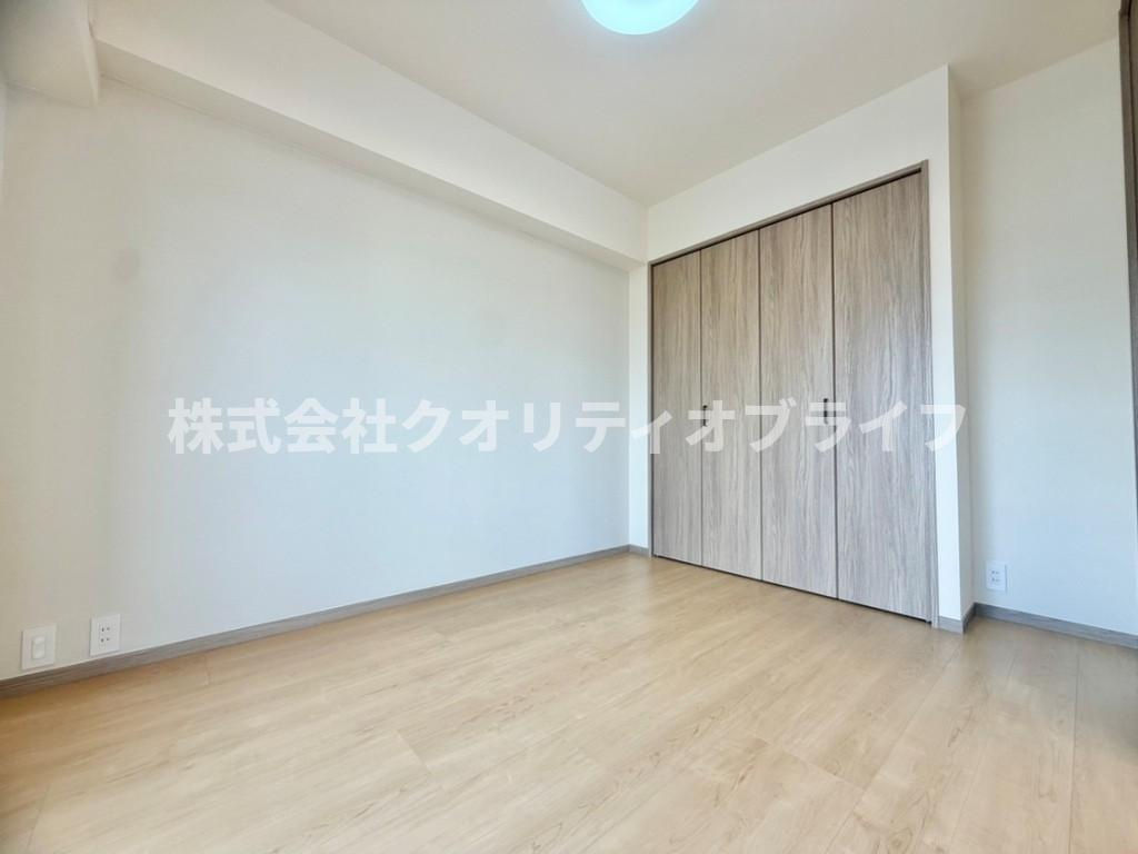 室内を常に生活感のない美しく整った状態にキープでき、毎日の身支度もスムーズにこなせる機能的な空間です。