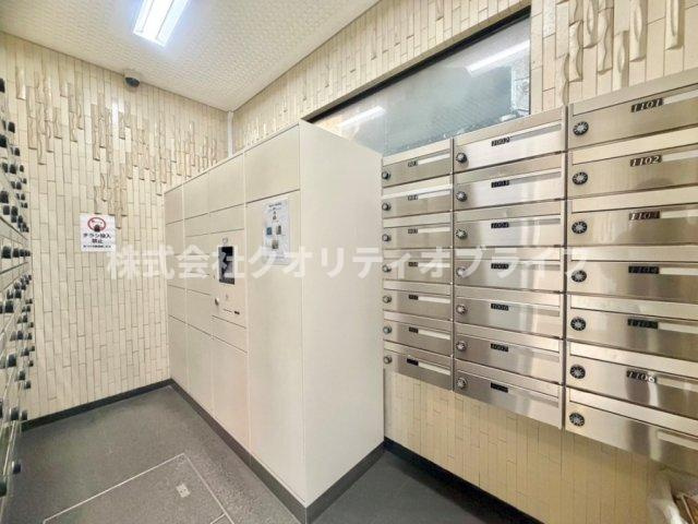 居住者の方に嬉しい宅配ボックスございます。