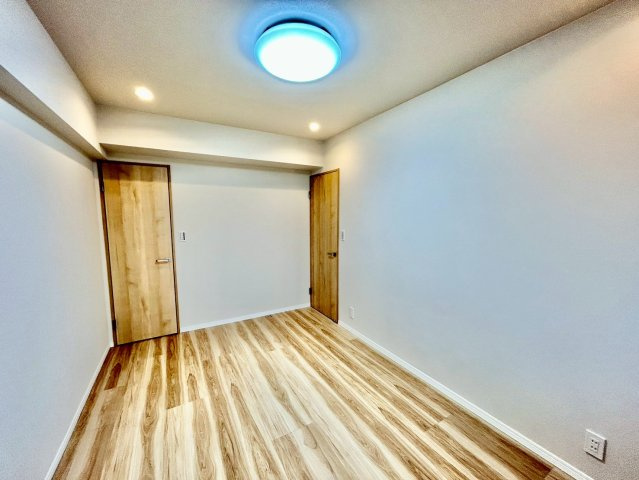 収納付きで、お部屋がすっきり片付きます。