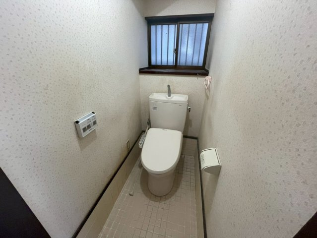 1階トイレ