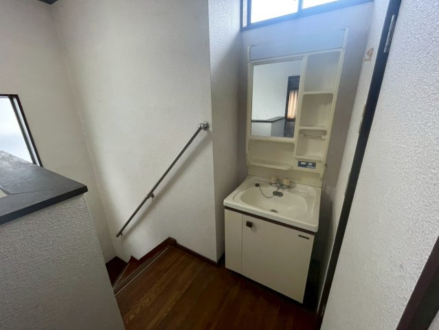 2階にも独立洗面