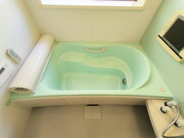 お子様と一緒の入浴も余裕の広さ。家族みんなでにぎやかに入浴するのも楽しいです。