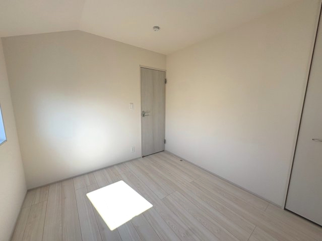 全居室収納付きで、お部屋がすっきり片付きます。