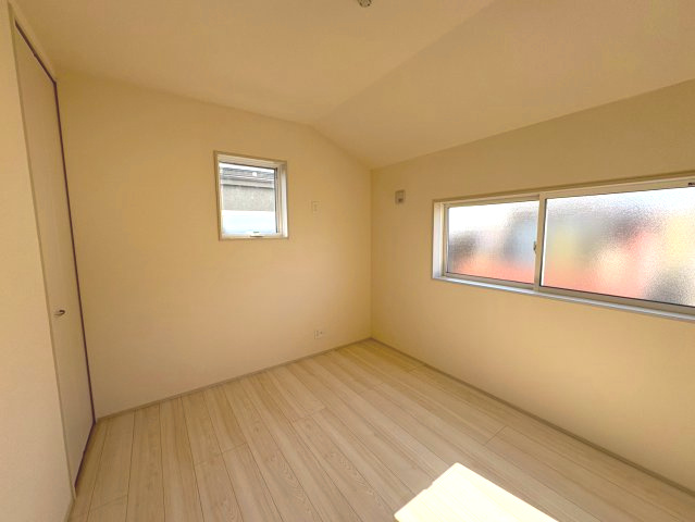 全居室収納付きで、お部屋がすっきり片付きます。