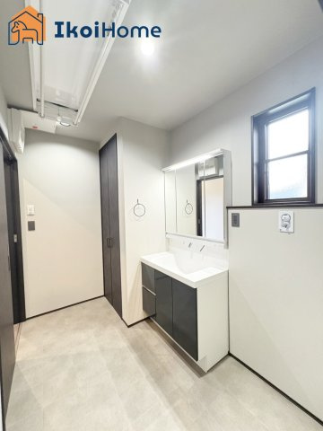 【ホームページに現地動画掲載中】●年中無休：当日予約可●3面鏡＋ハンドシャワータイプの洗面台。収納◎