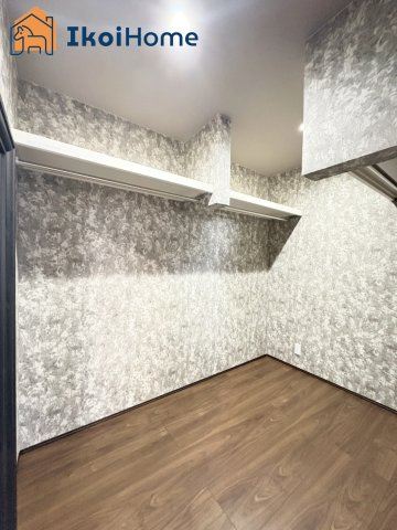 【ホームページに現地動画掲載中】●年中無休：当日予約可●7帖の洋室にあるWICです。便利な姿見付き♪