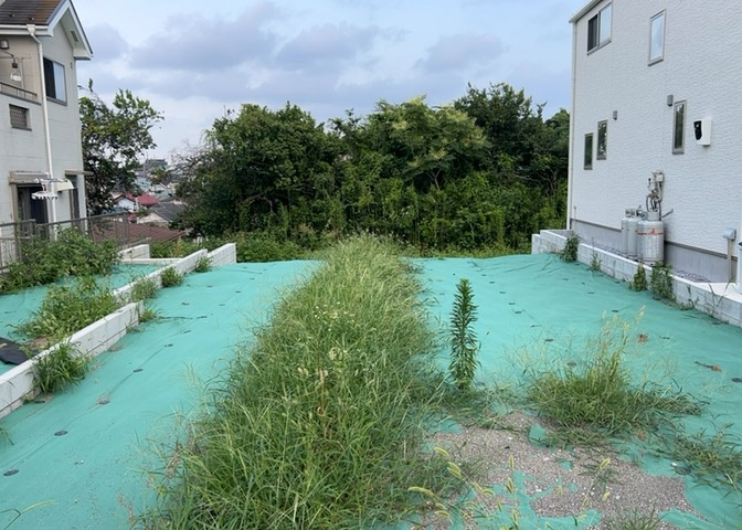 物件の詳細については、現地を見てわかること以外に、役所や法務局などで調べないとわからないことがあります。そのため、現地に行く場合は、もしこの物件を買ったらどのような生活ができるかをイメージしましょう。