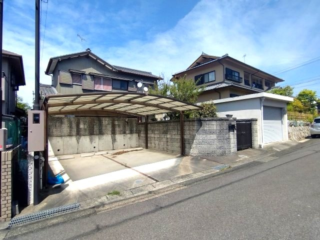 現地写真　※令和8年4月18日撮影　解体工事前の写真です。