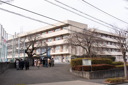 市立山崎中学校まで徒歩15分
