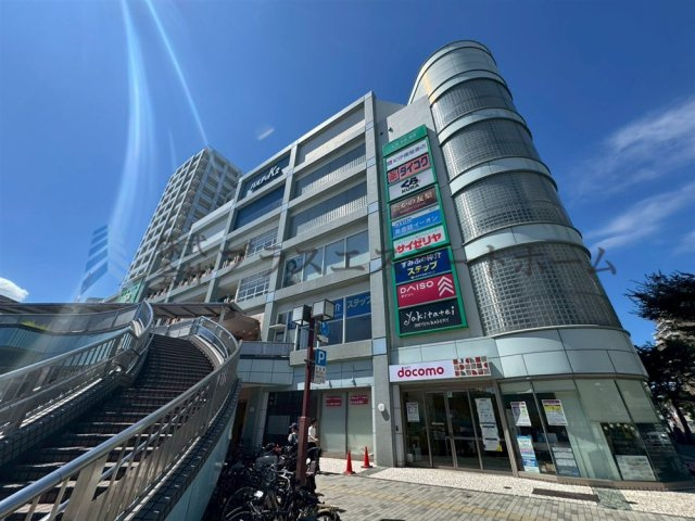 最寄駅まで徒歩約1分♪2駅2路線利用可能♪