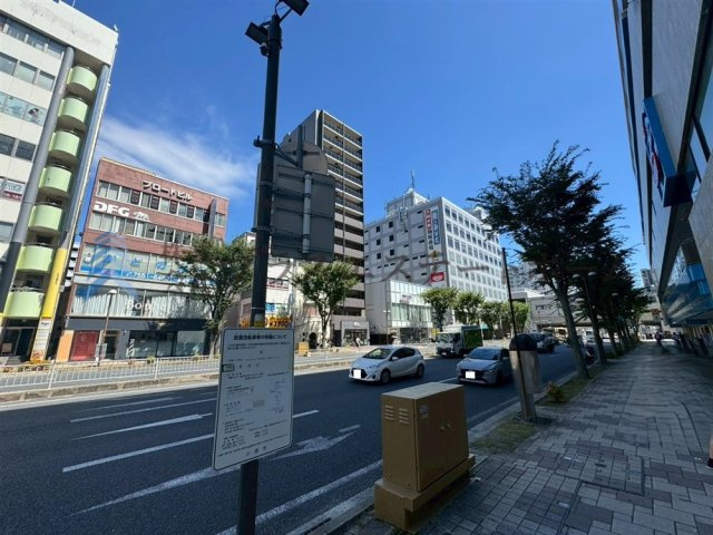 周辺買物施設充実♪スーパーまで徒歩約2分♪