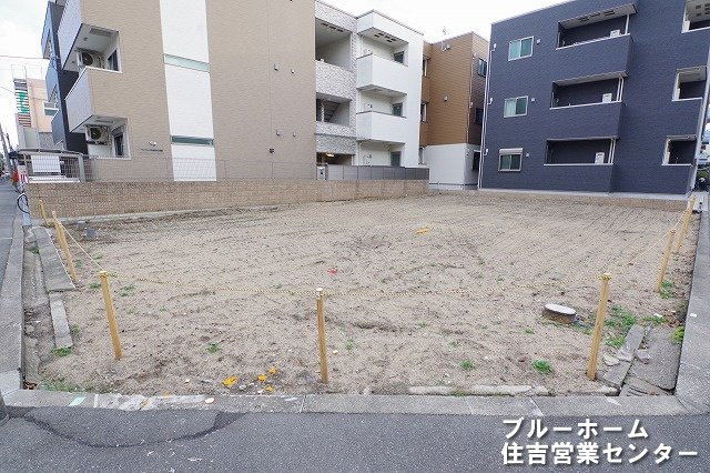 外観：327002206992