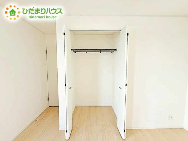 クローゼットタイプの収納は荷物がどこにあるかすぐに見つかります！